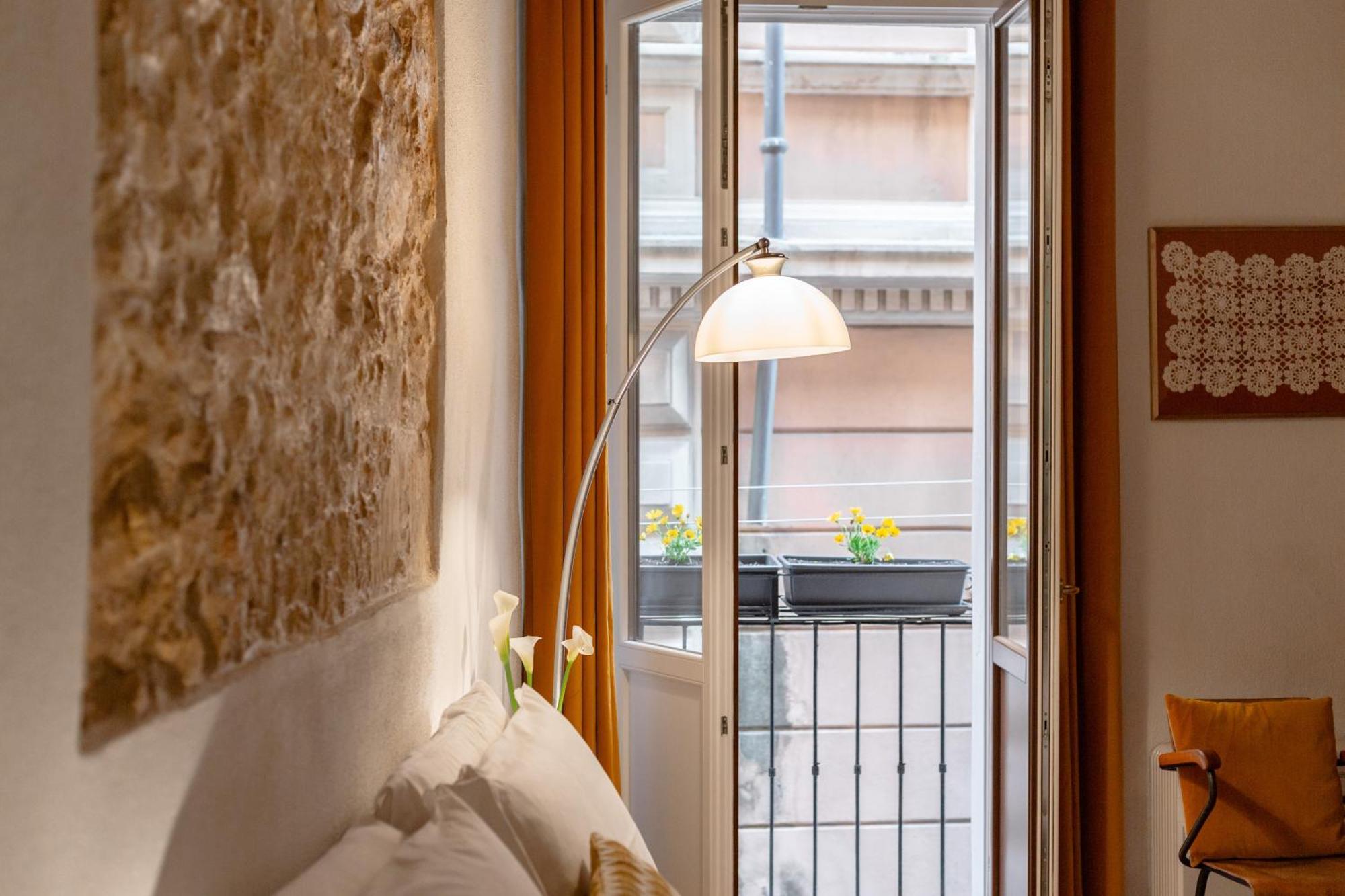 Casa Storica Di Charme Con Vista Mare Nel Cuore Di Cagliari Ngoại thất bức ảnh